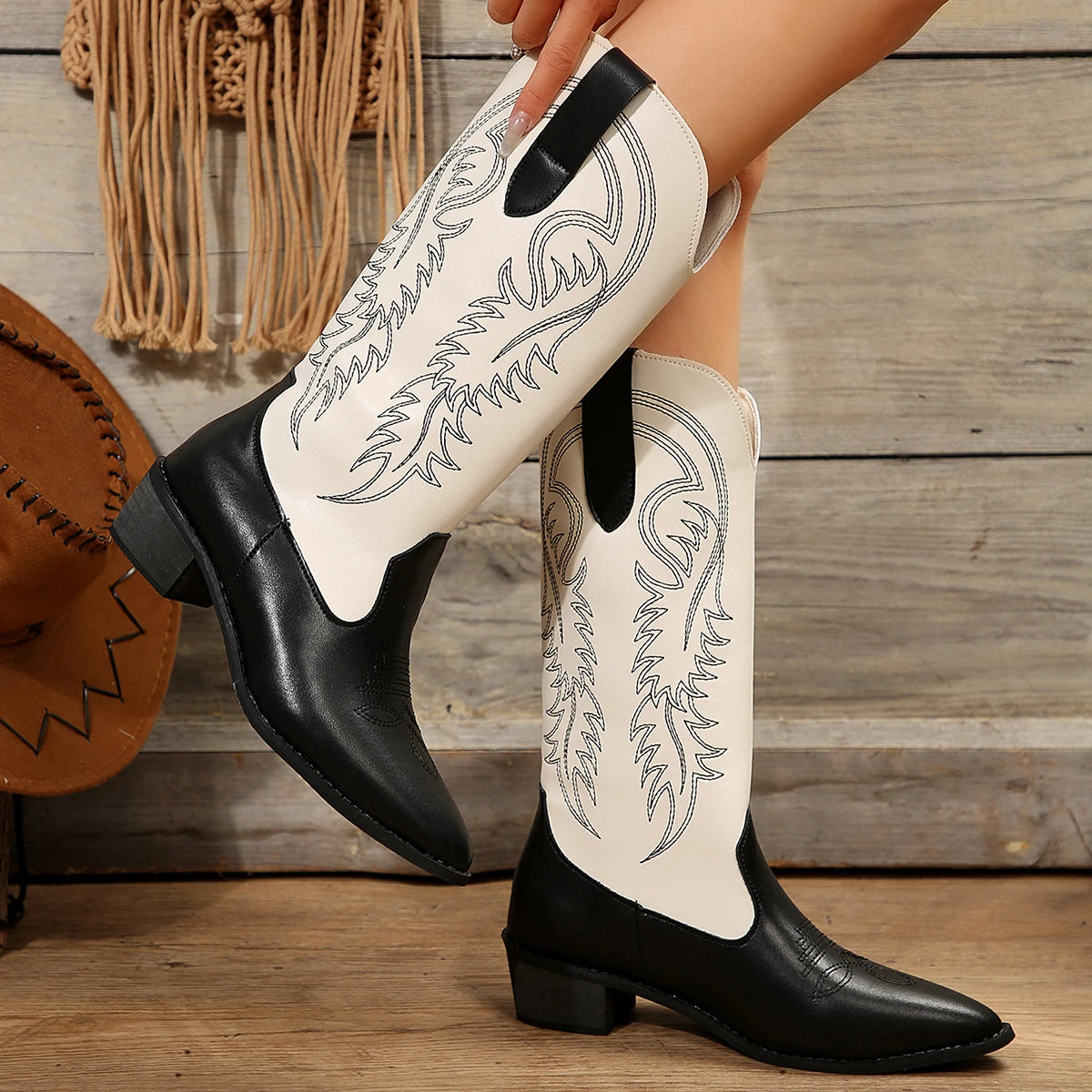 Sohiwoo Fashion Mid-heeled High Boots Embroidered Floral Retro Mid-calf Boots Pointed Toe Ethnic Style Knight Boots Microfiber Floral Sohiwoo Fashion Mid-heeled High Boots Embroidered Floral Retro Mid-calf Boots Pointed Toe Ethnic Style Knight Boots Microfiber Floral
