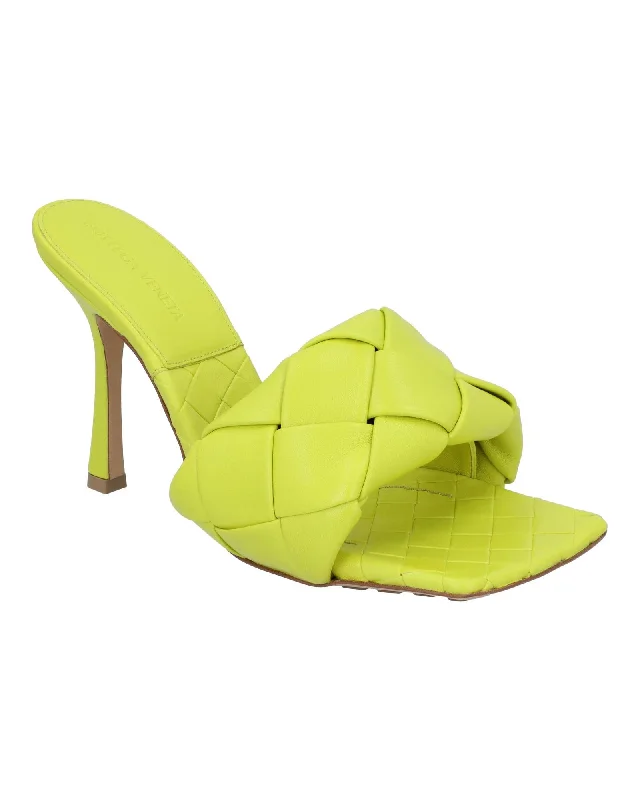 Bottega Veneta Women Lido Padded Mule in yellow Lambskin