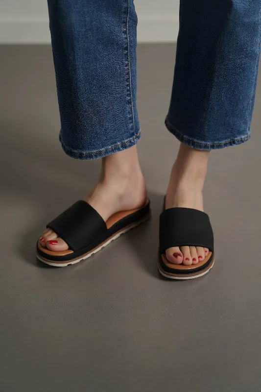 COMFY PLATFORM SLIDES