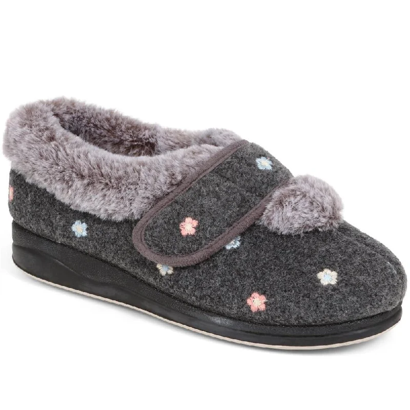Faux Fur Flower Slippers - LISBET / 324 143
