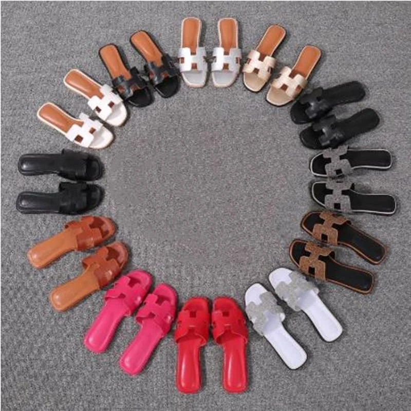 New Slippers Female Summer Fashion Outer Wear Outdoor Flat yi zi tuo Rhinestone Red Wild Sandals and Slippers New Slippers Female Summer Fashion Outer Wear Outdoor Flat yi zi tuo Rhinestone Red Wild Sandals and Slippers