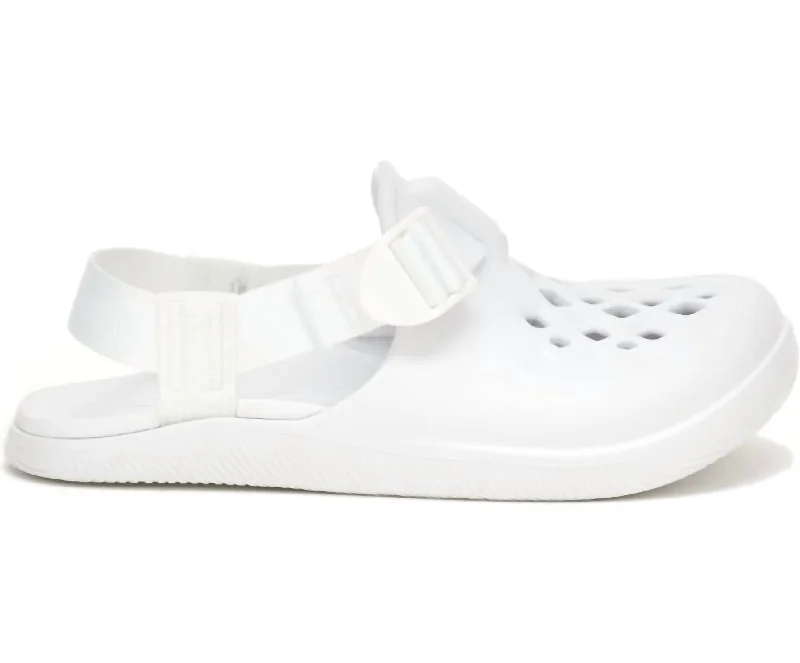 Women's Chillos Clogs In White