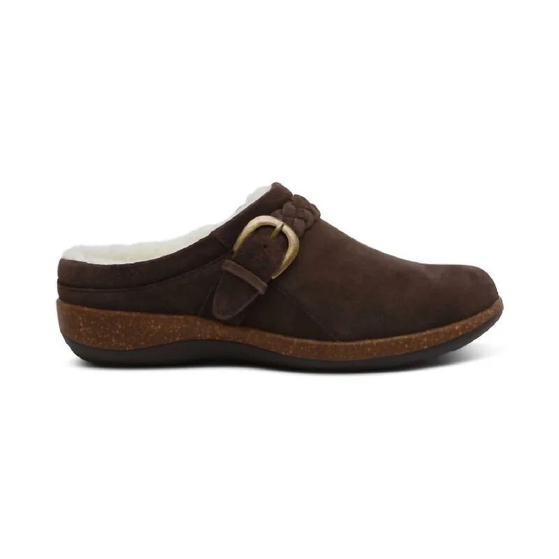 Women's Libby Fleece Clog In Brown