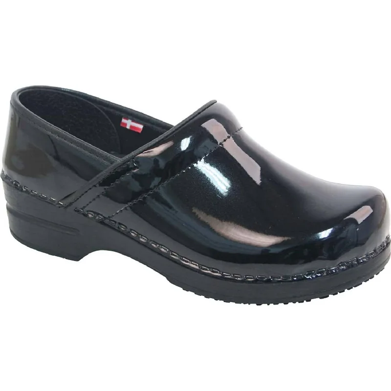 Women's Sabel Smart Step Professional Clog In Patent Black